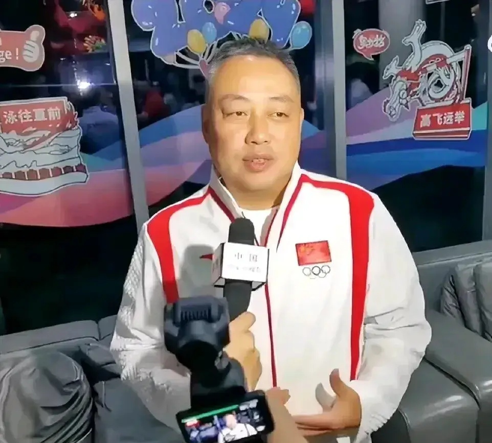 弗兰克福逆转草蜢，实现关键胜利