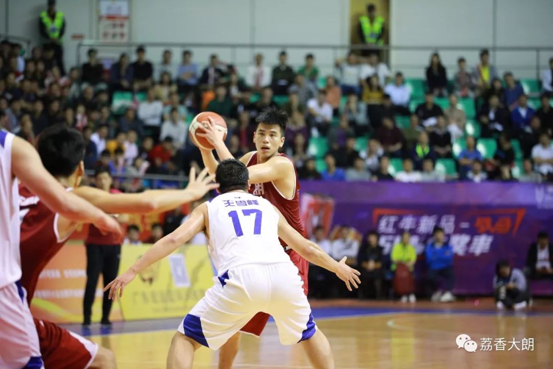 深圳南城队客场遭遇惨败，教练组进行总结反思